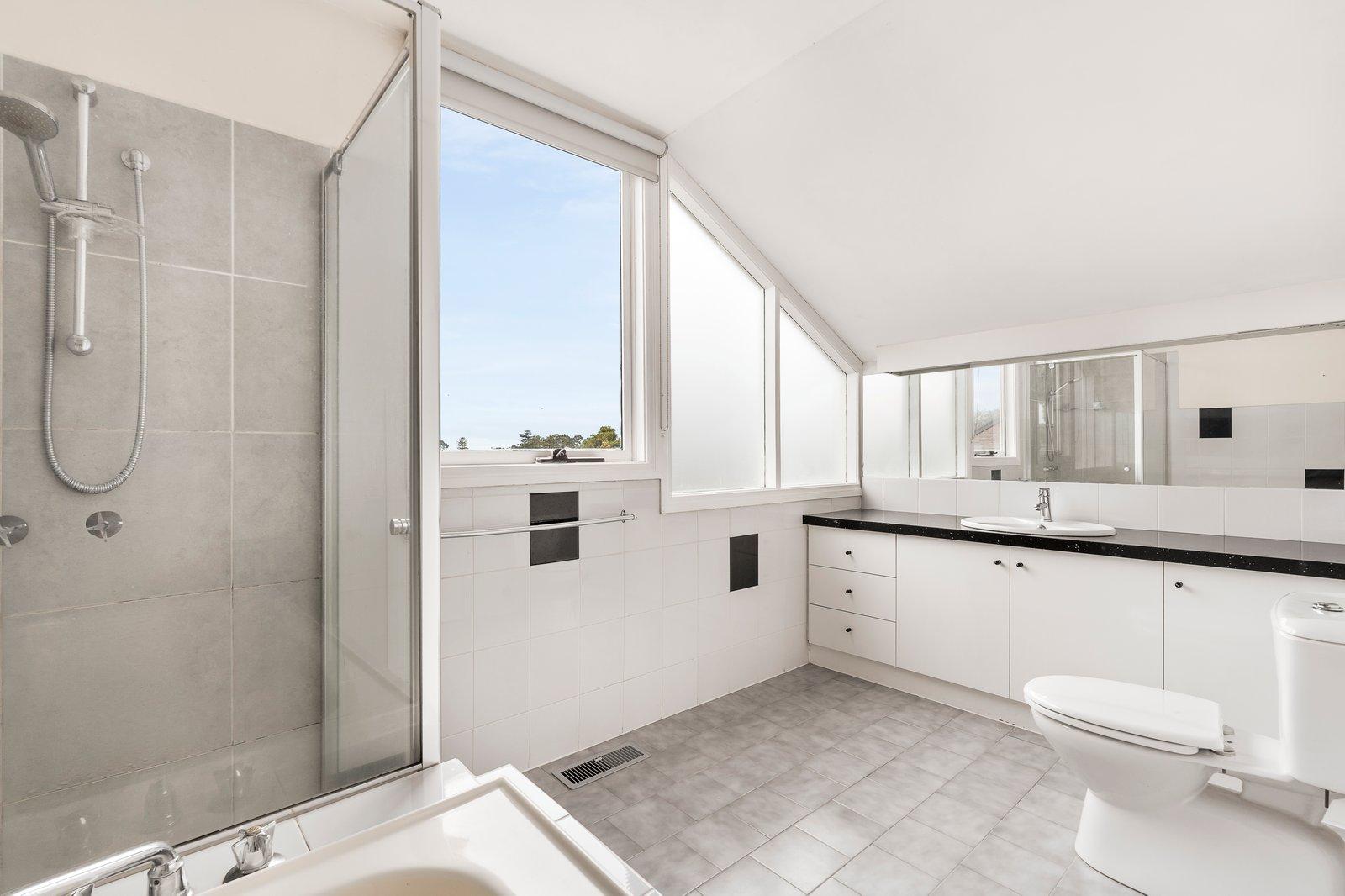 1/13-15 Lemon Road, Balwyn North, 3104