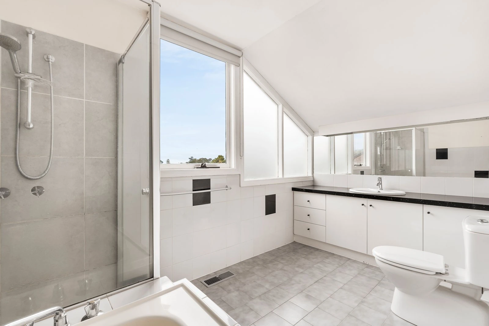 1/13-15 Lemon Road, Balwyn North, 3104