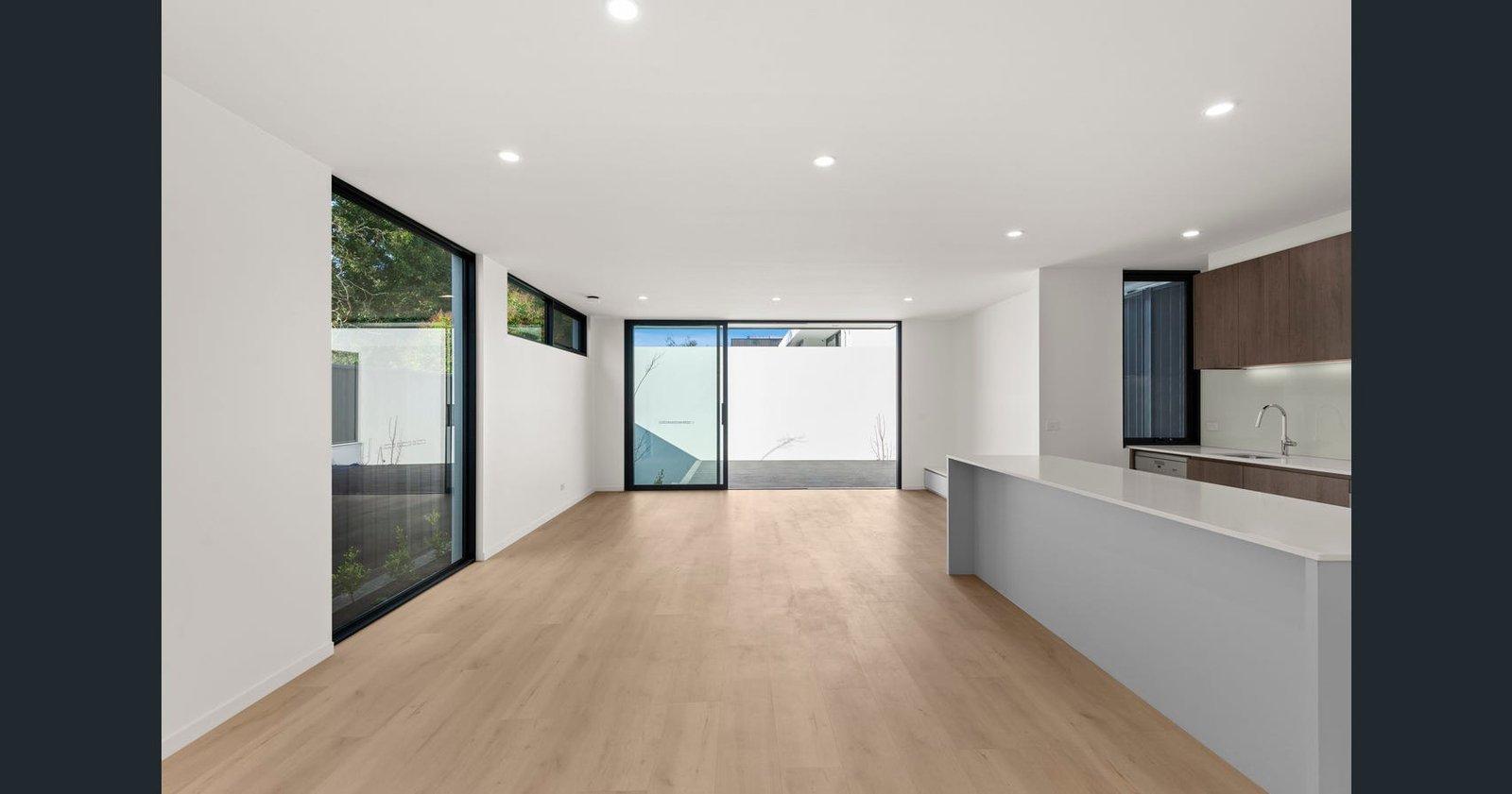 1/17 Evelina Street, Mont Albert North, Vic