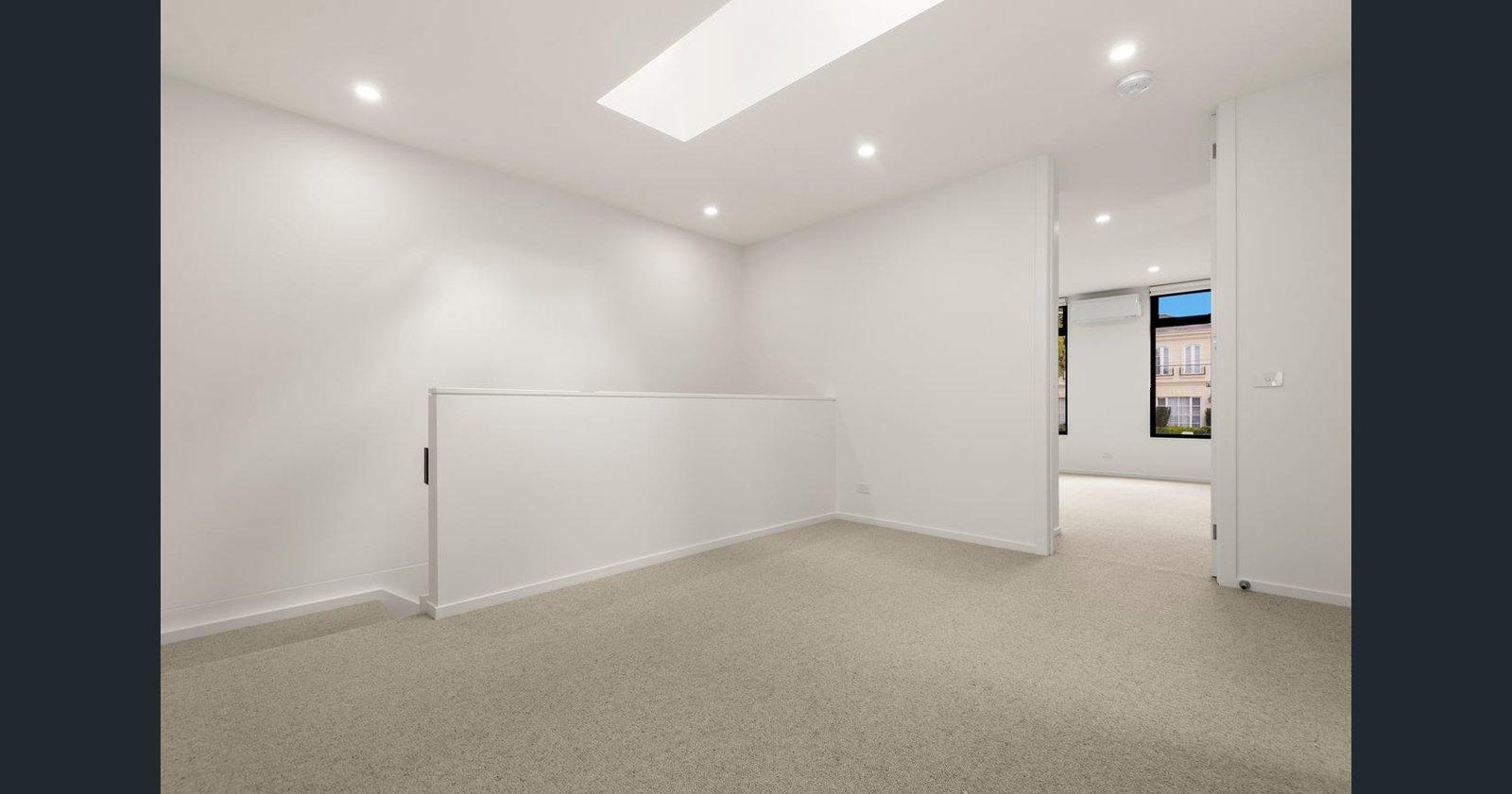1/17 Evelina Street, Mont Albert North, Vic