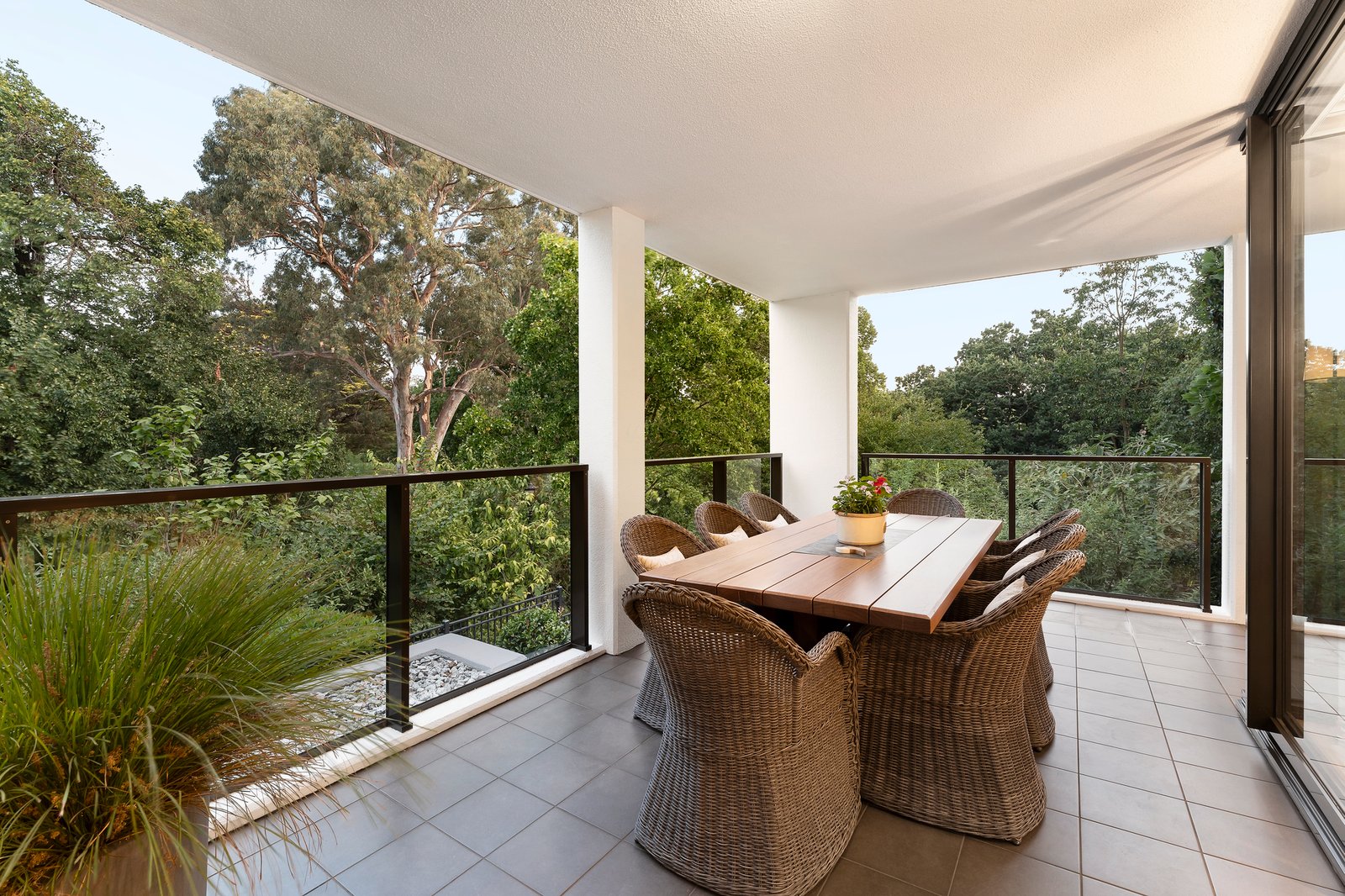 1/188 Canterbury Road, Canterbury, 3126