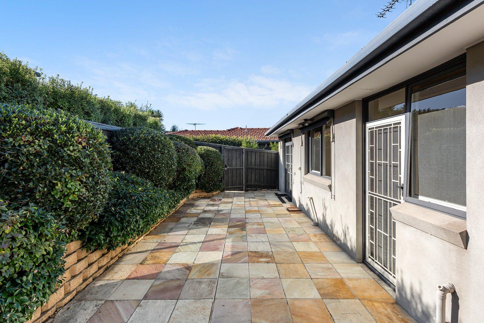 1/19 Clifton Road, Hawthorn East, 3123
