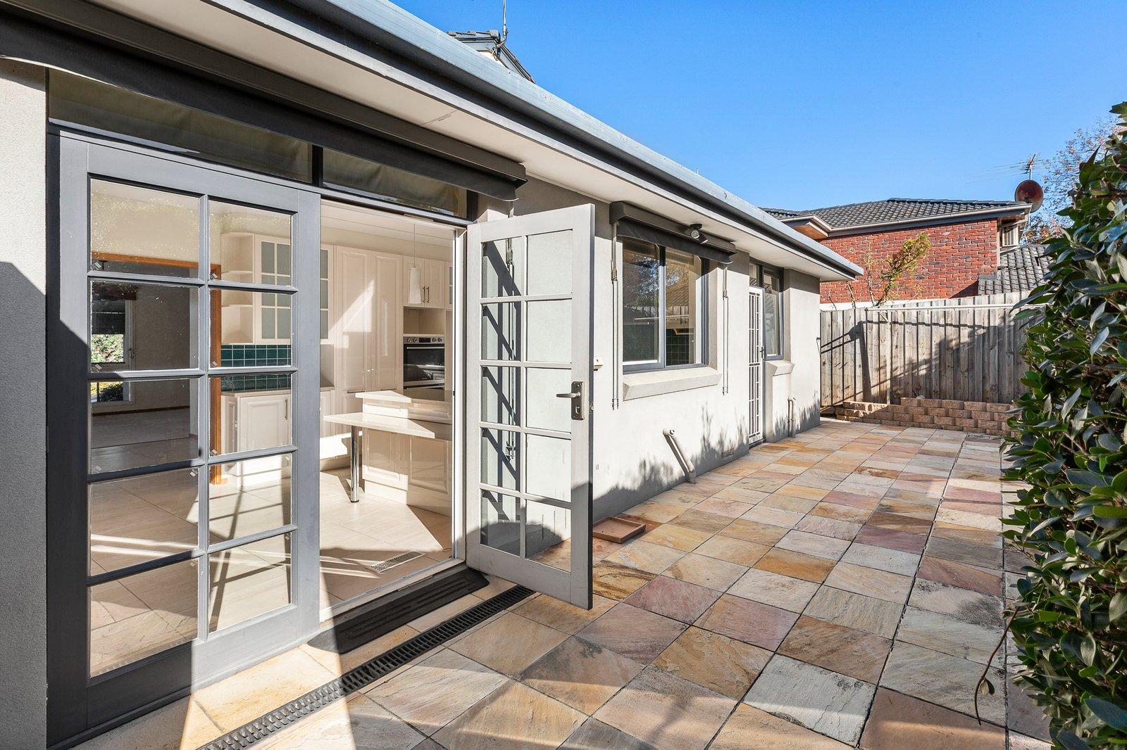 1/19 Clifton Road, Hawthorn East, 3123