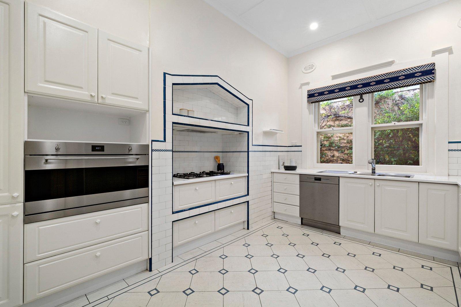11a Jessamine Avenue, Prahran, 3181