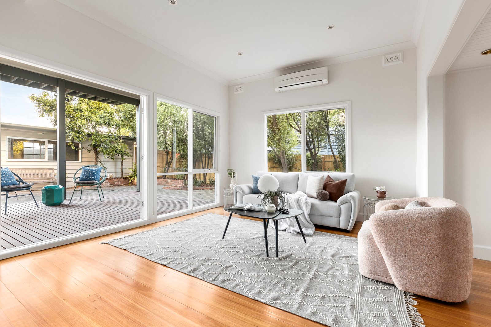 12 Conway Crescent, Balwyn, 3103