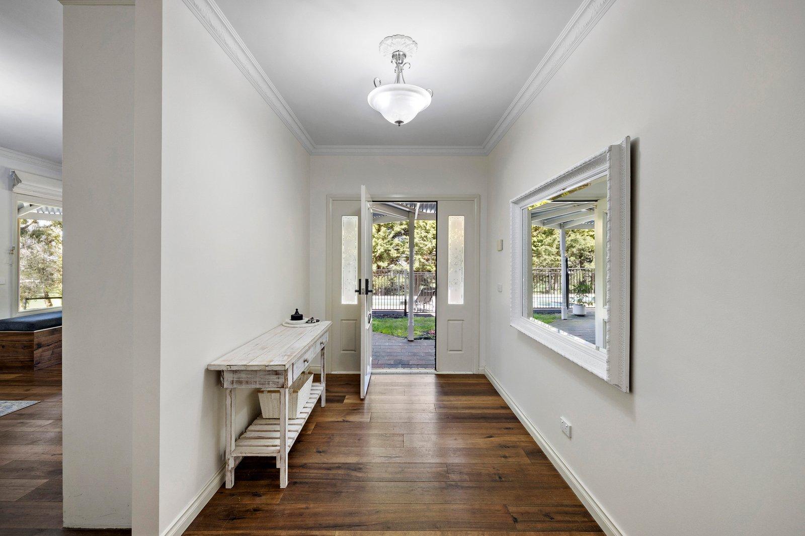12 Crofters Hill Way, Somerville, 3912