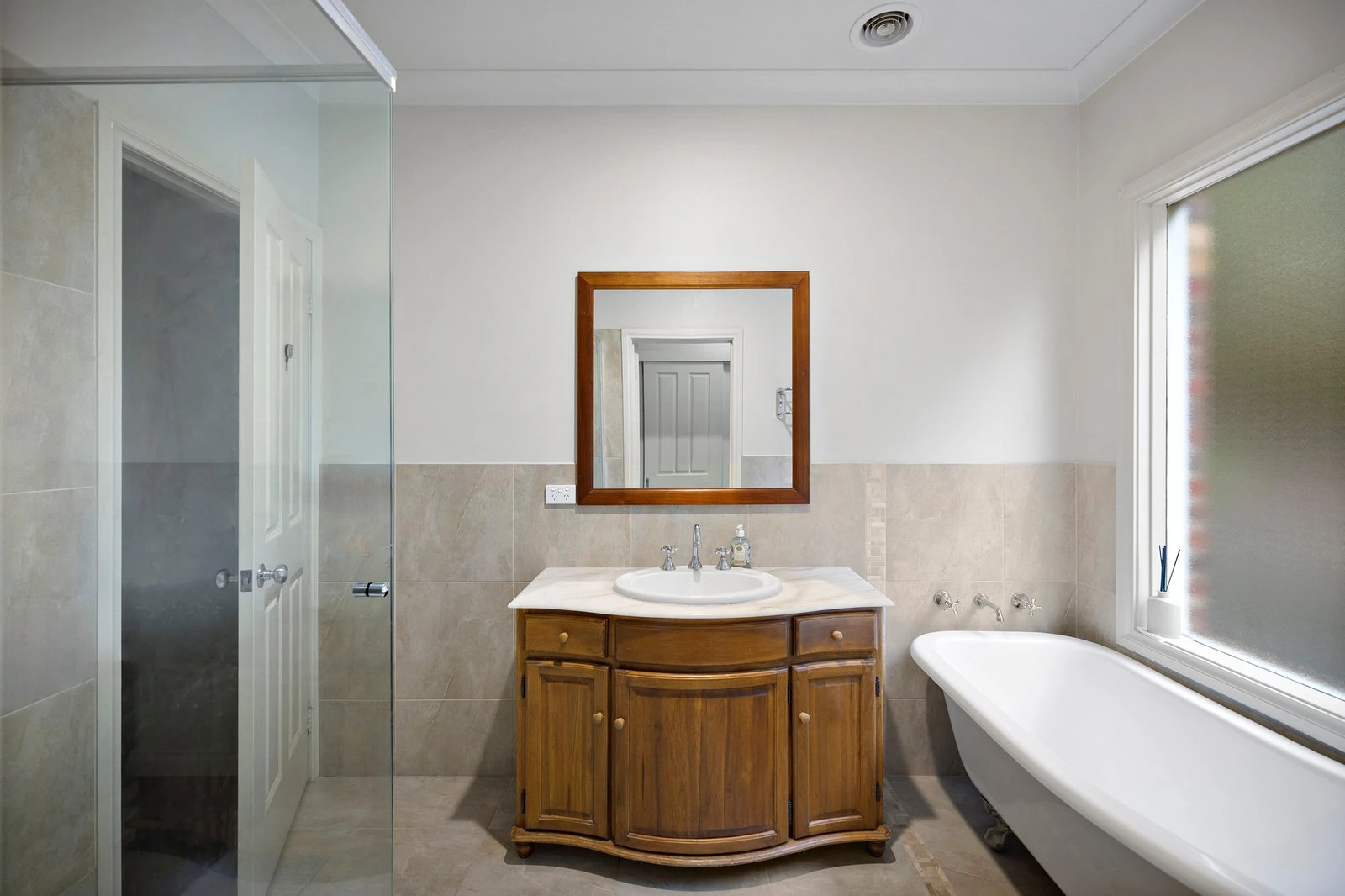 12 Crofters Hill Way, Somerville, 3912
