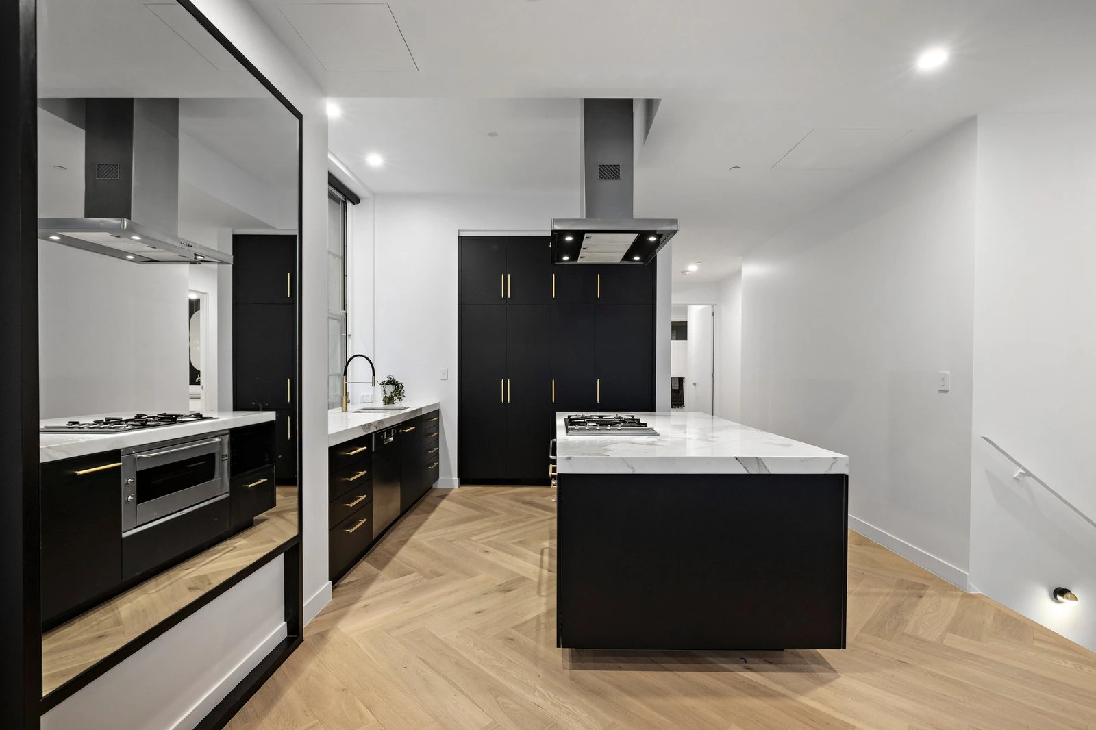1/2 Exhibition Street, Melbourne, 3000