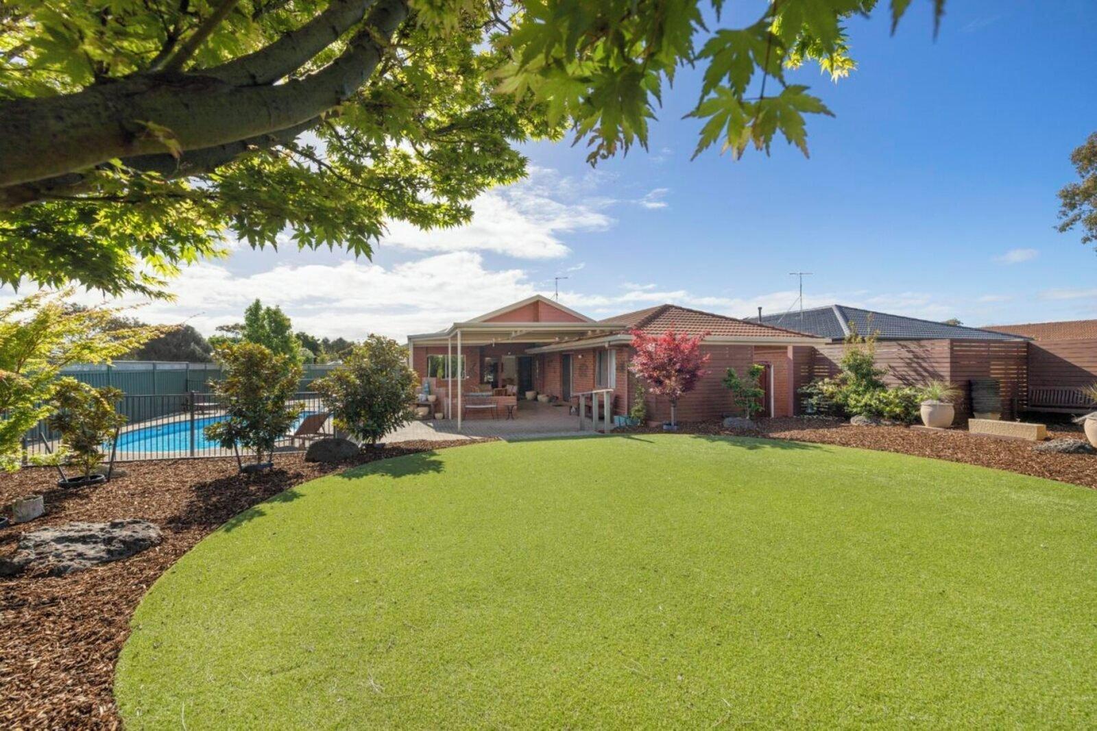 12 Moorhead Avenue, Mornington, 3931