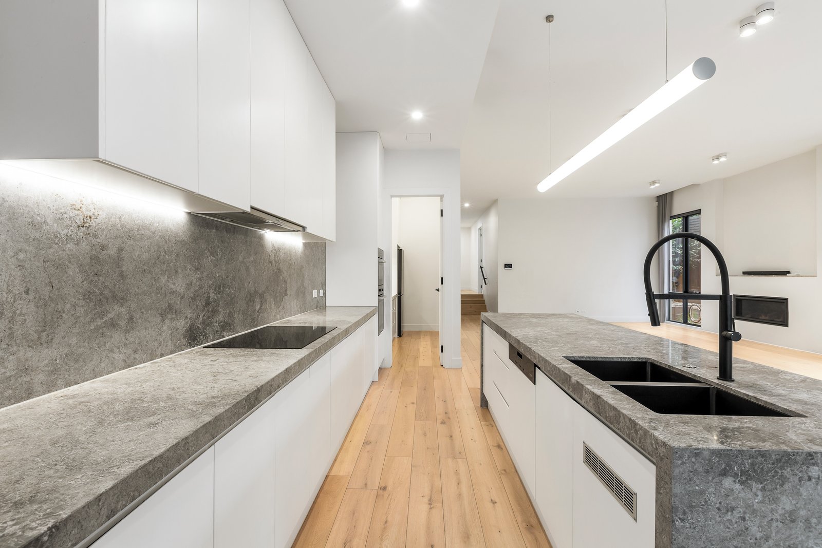 1/2 Peak Street, Malvern East, 3145