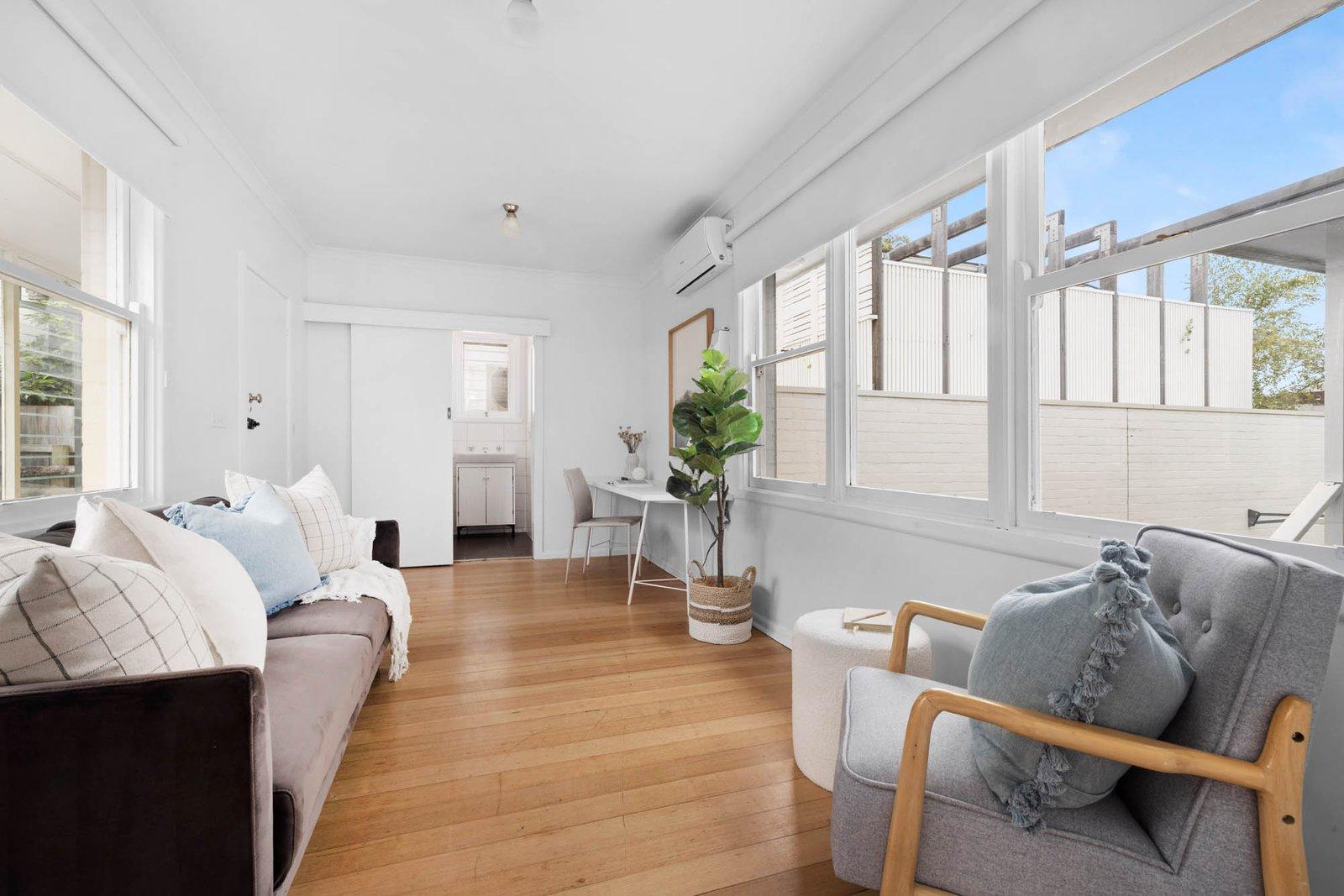 12 Philip Street, Mornington, 3931