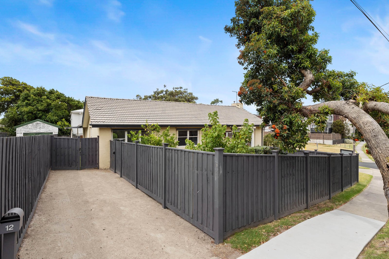 12 Philip Street, Mornington, 3931