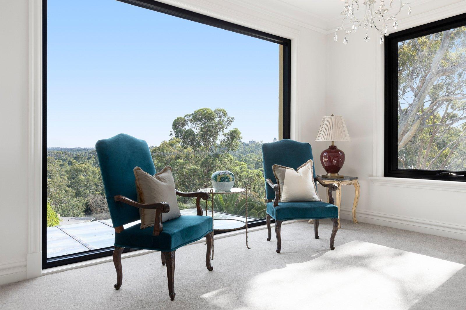 12 Raheen Drive, Kew, 3101