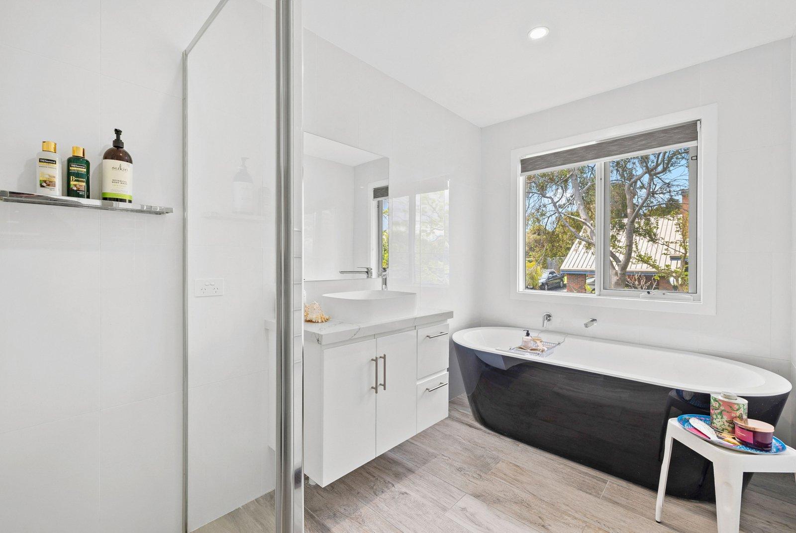 12 Ti Tree Grove, Mornington, 3931