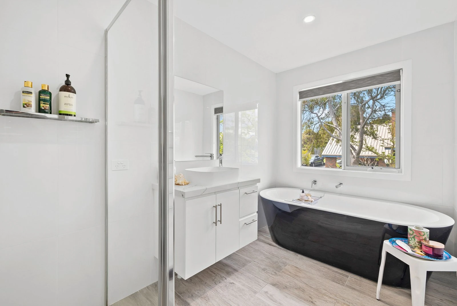 12 Ti Tree Grove, Mornington, 3931