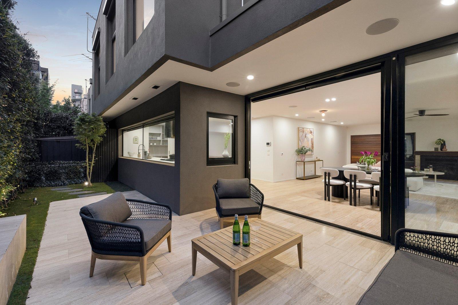 1/2 Vautier Street, Elwood, 3184