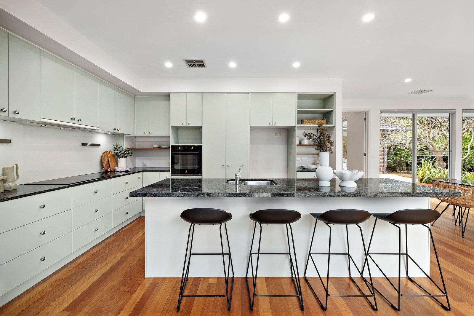 12 Winona Road, Mount Eliza, 3930