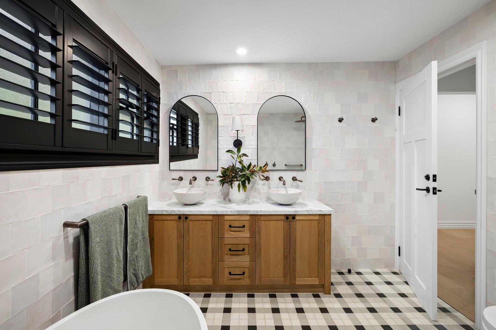 120 Old Mornington Road, Mount Eliza, 3930