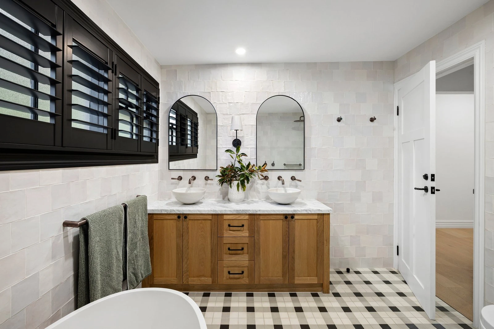 120 Old Mornington Road, Mount Eliza, 3930
