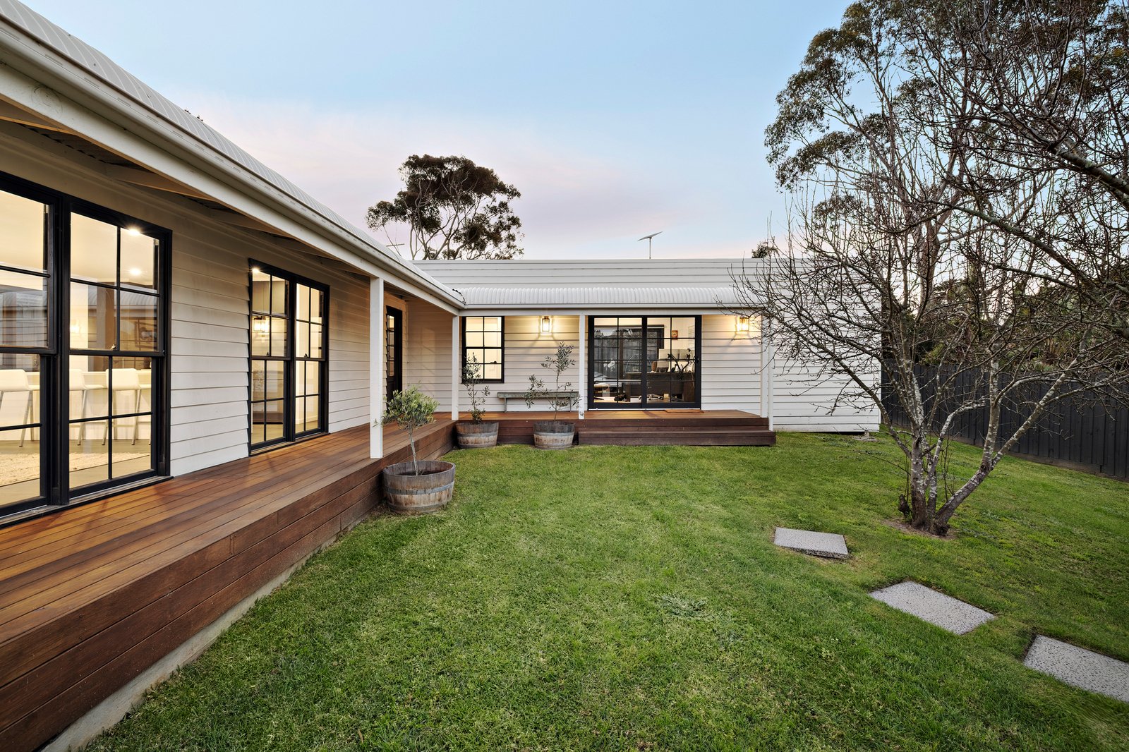 120 Old Mornington Road, Mount Eliza, 3930