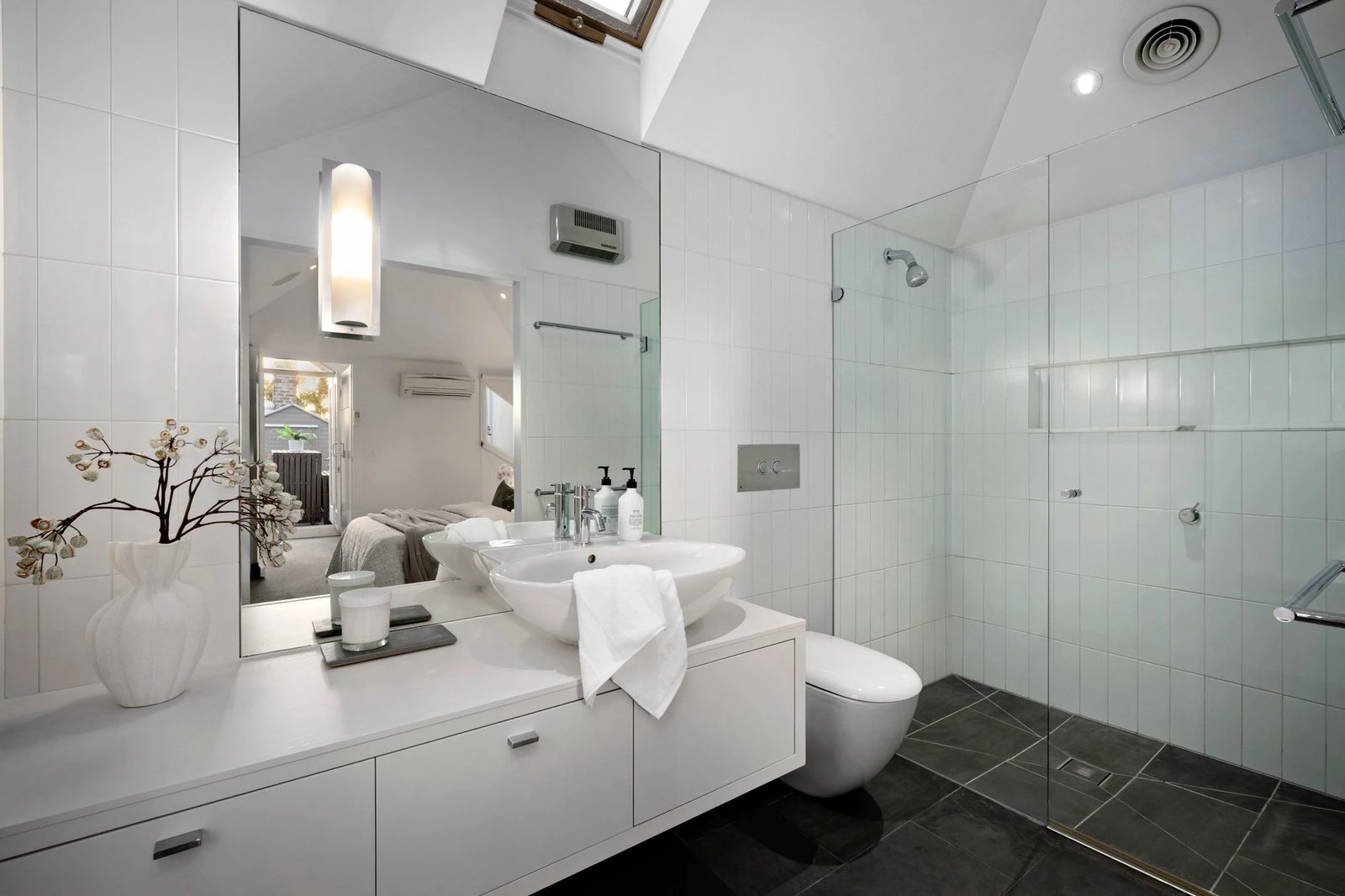 120 Pickles Street, South Melbourne, 3205