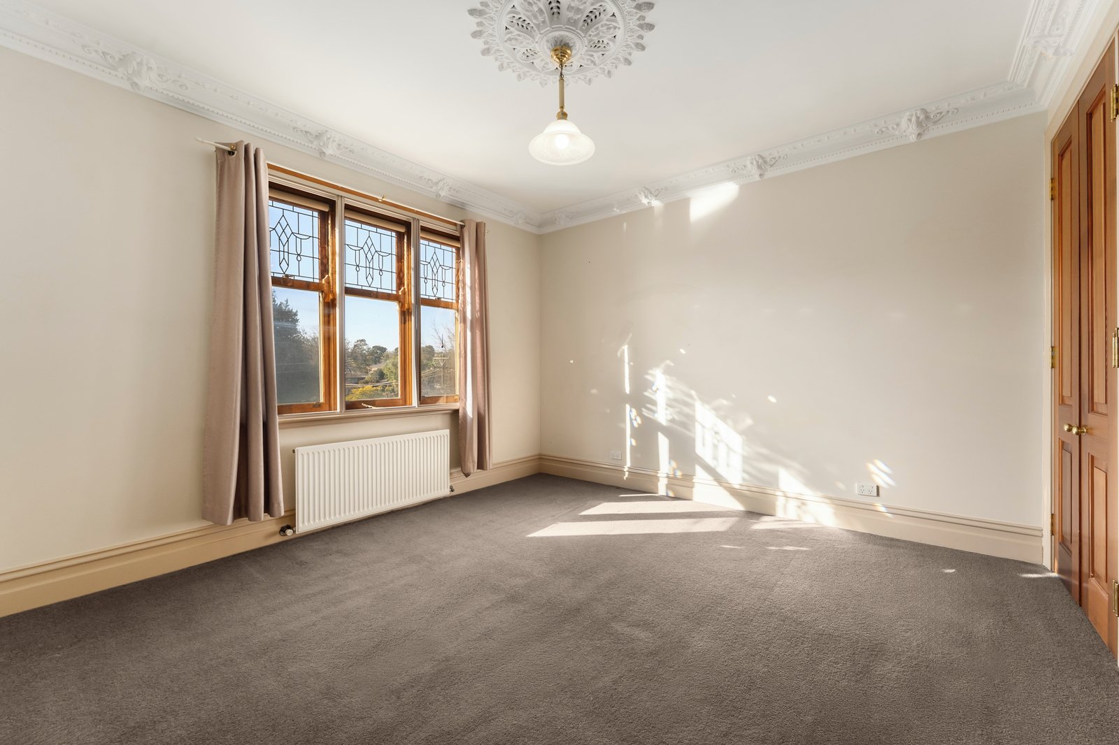 1/211 Highfield Road, Camberwell, 3124