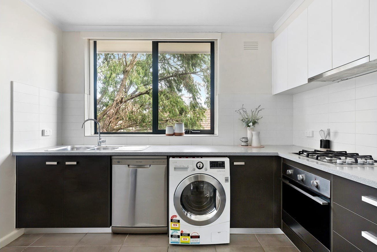 12/21 Irving Avenue, Prahran, 3181