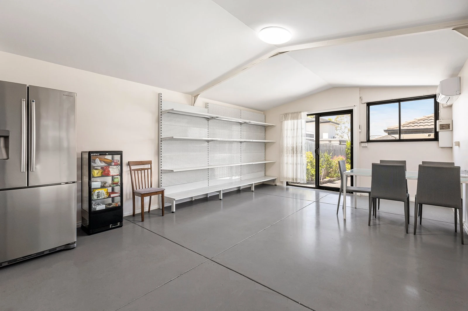 123 Waverley Road, Chadstone, 3148