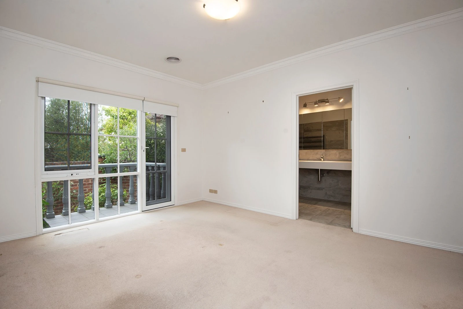 1/25 Yerrin Street, Balwyn, Vic