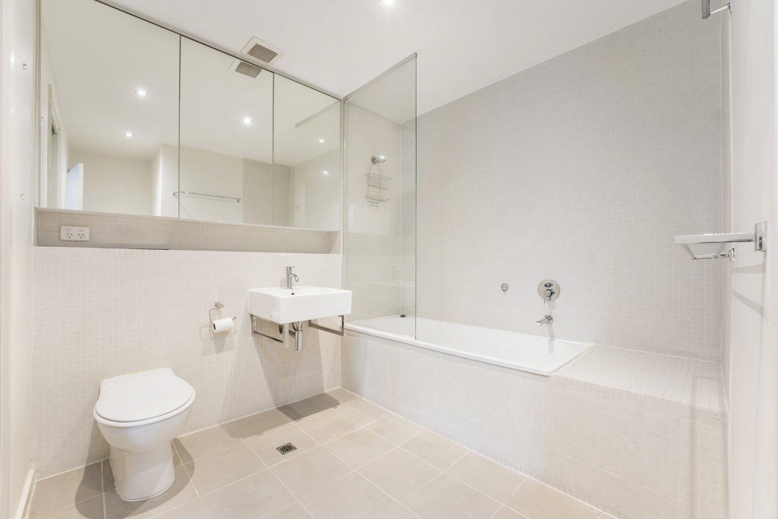 12/561 Glenferrie Road, Hawthorn, 3122