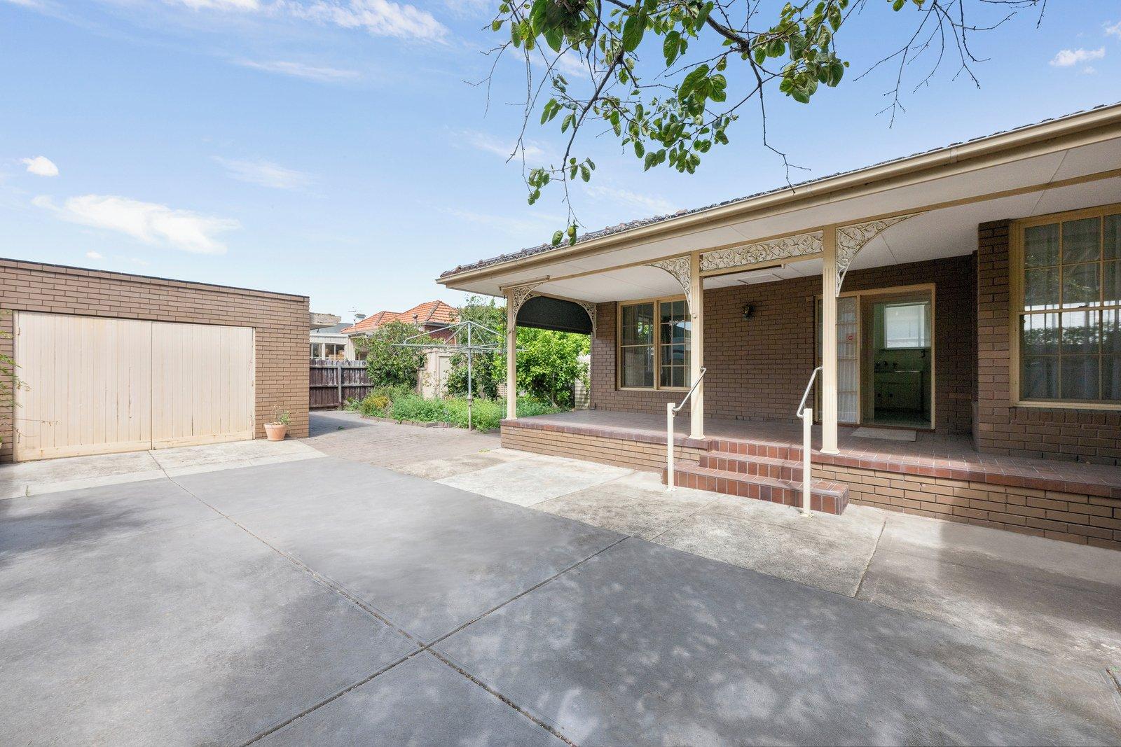 126 Cochrane Street, Brighton, 3186