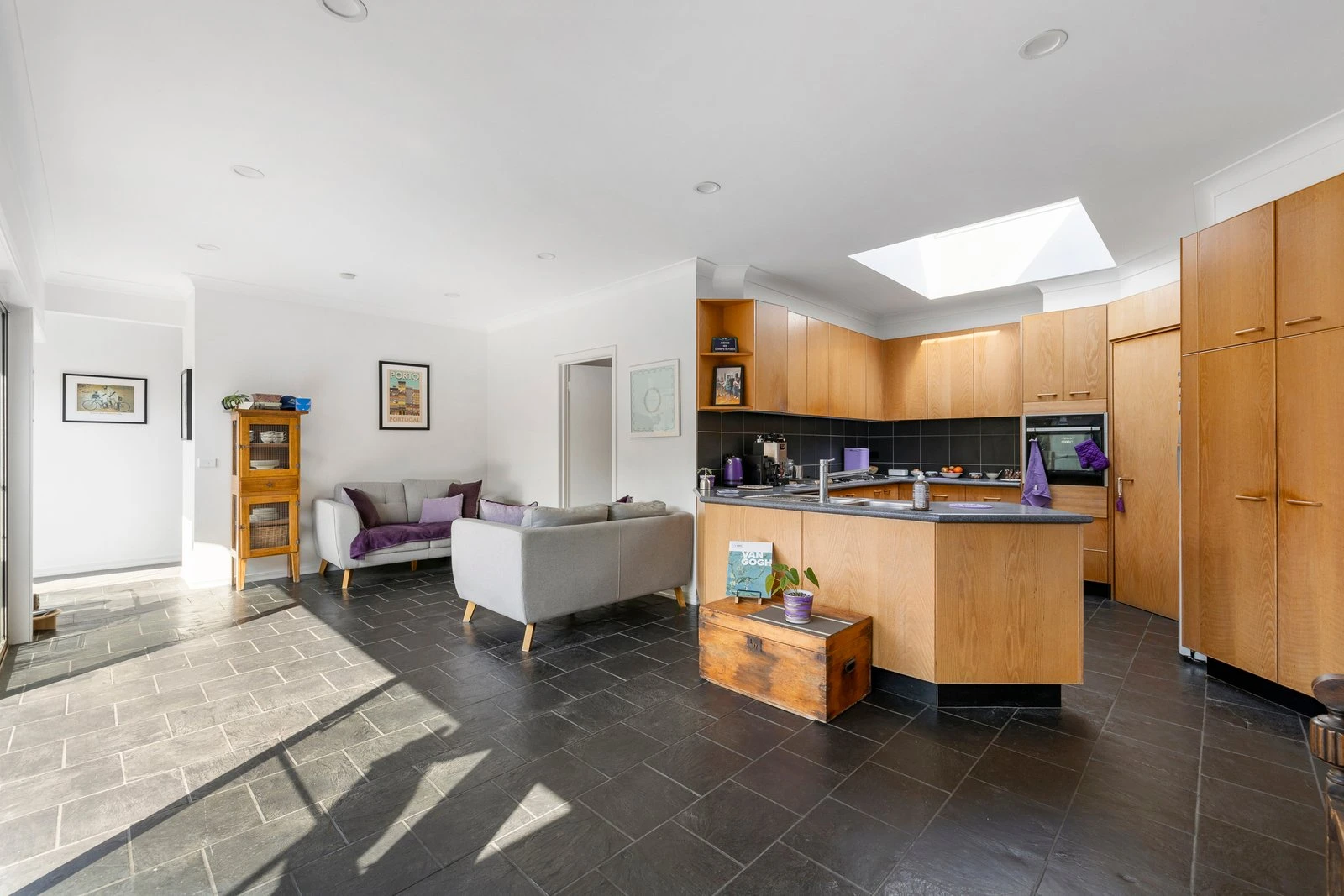 1&2/6 Victoria Street, Brighton, 3186