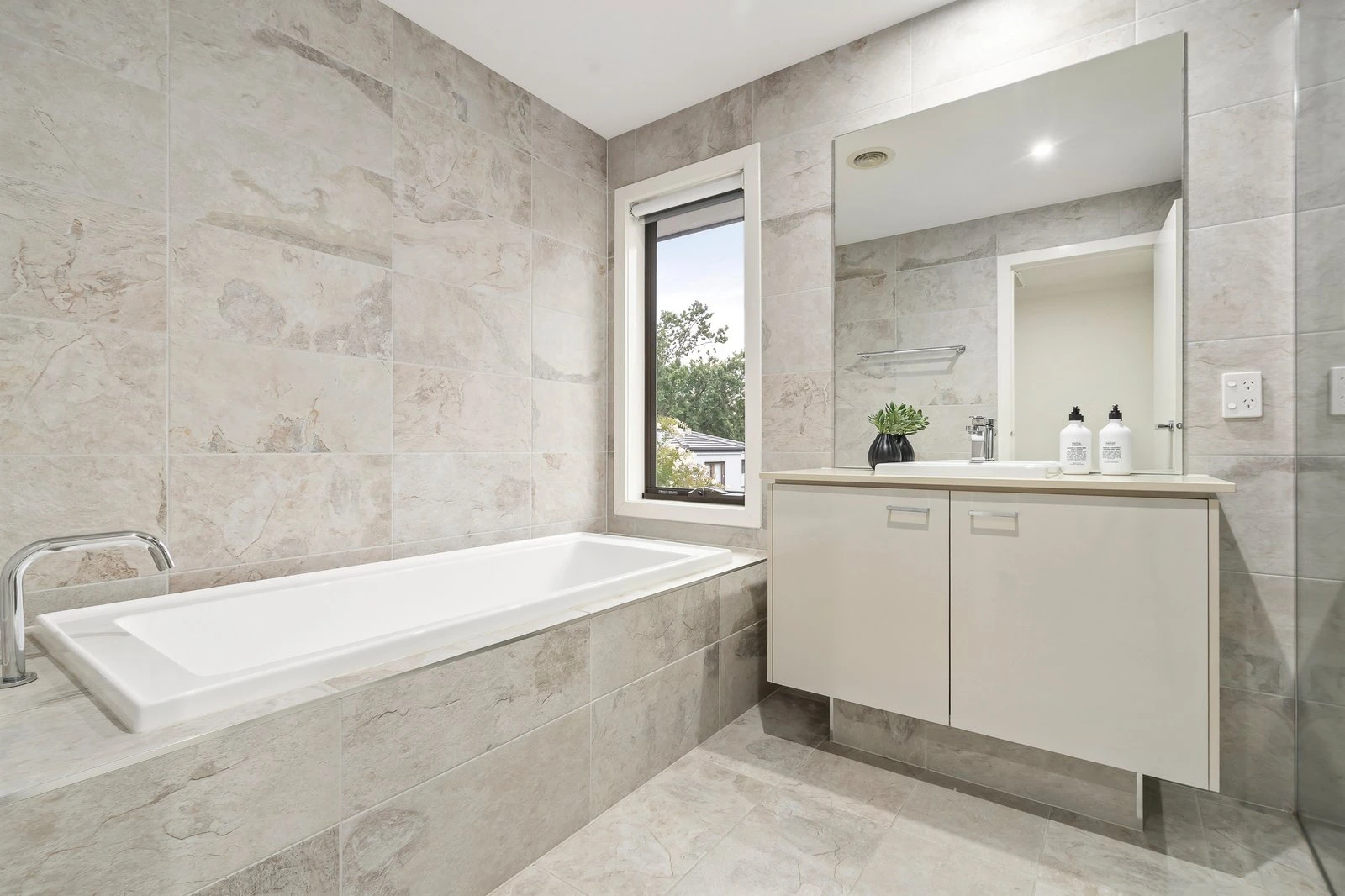 1/27 Glyndon Road, Camberwell, 3124
