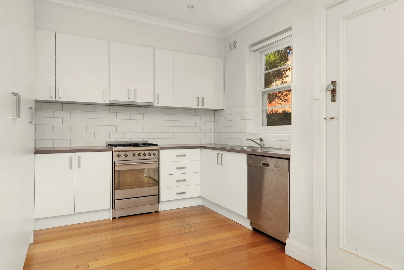 1/28 Kensington Road, South Yarra, 3141