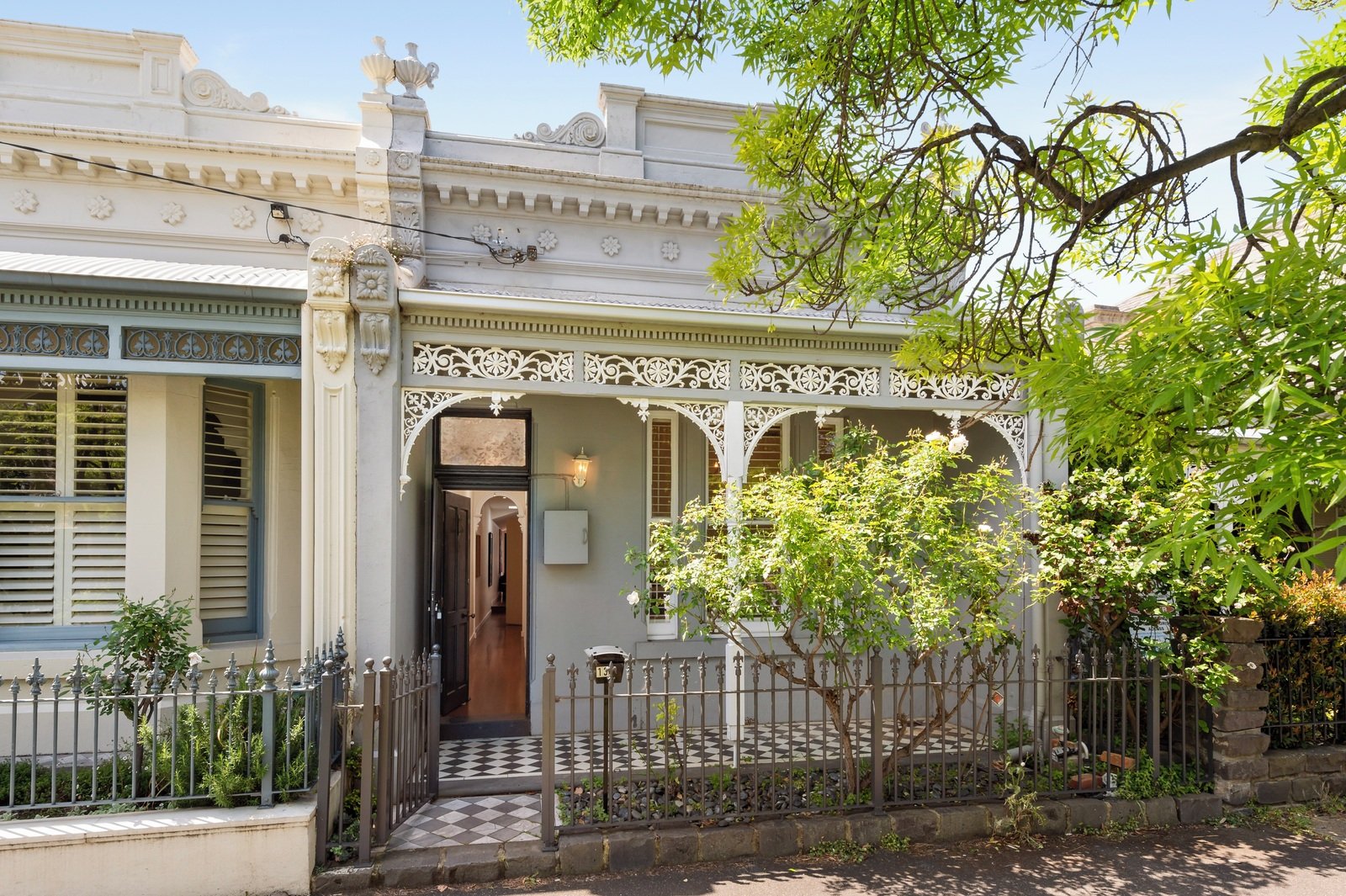 13 Cardigan Place, Albert Park, 3206