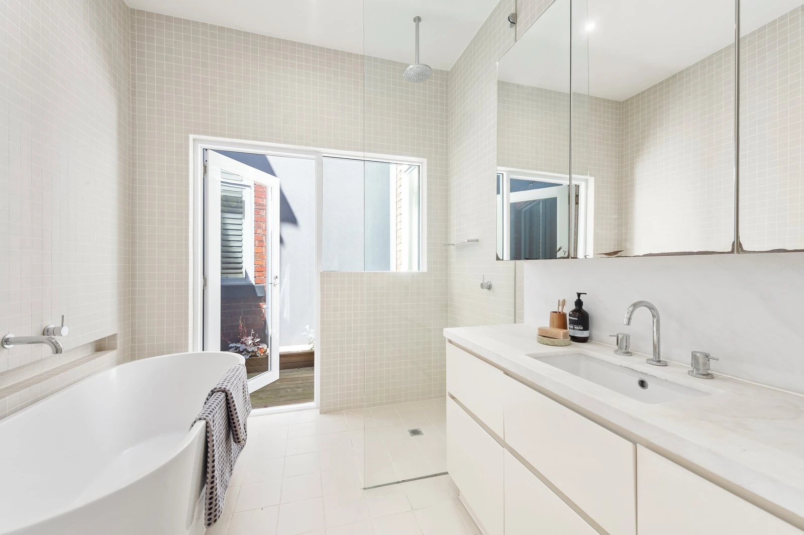 13 Cardigan Place, Albert Park, 3206