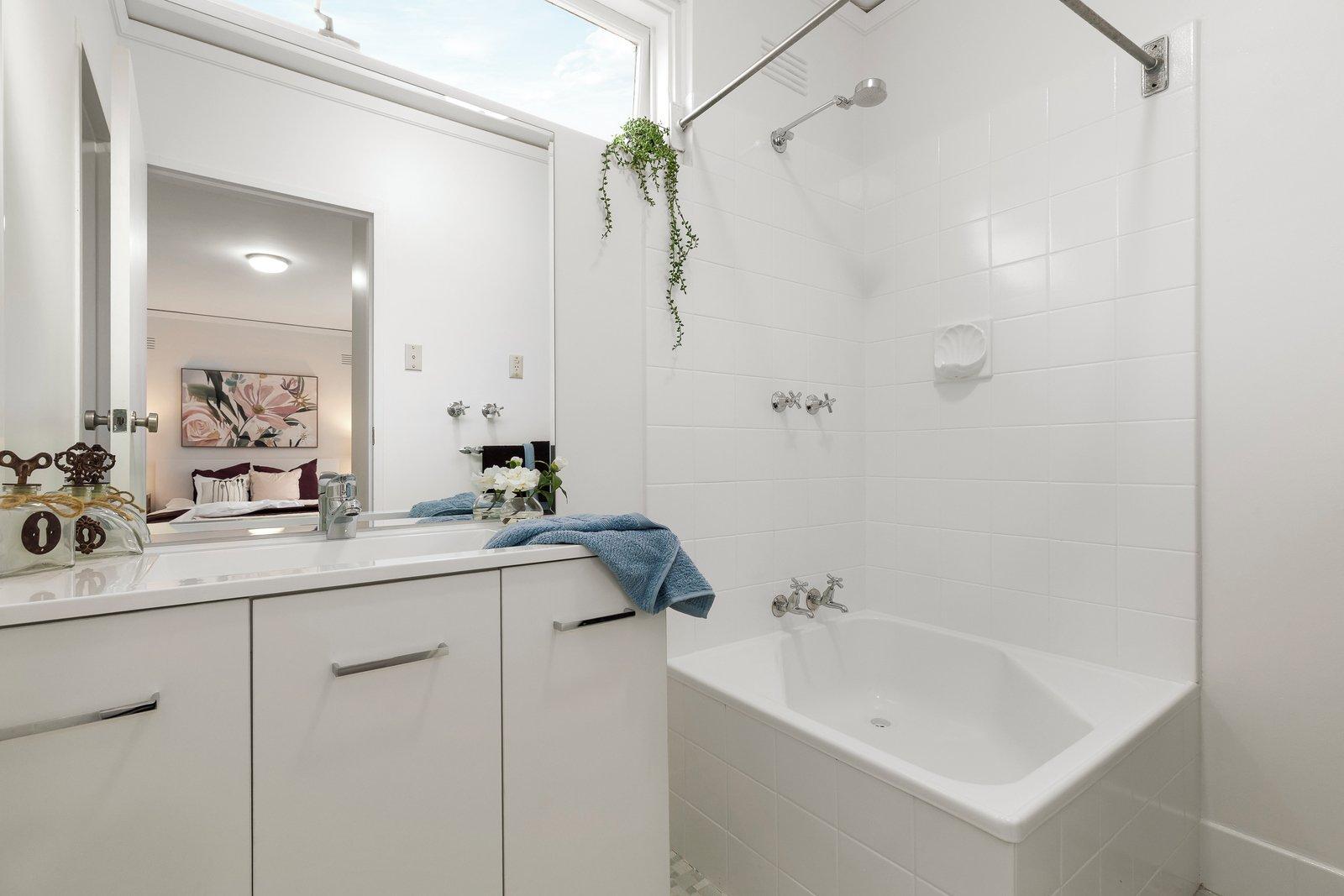 1/3 Dunoon Street, Murrumbeena, 3163