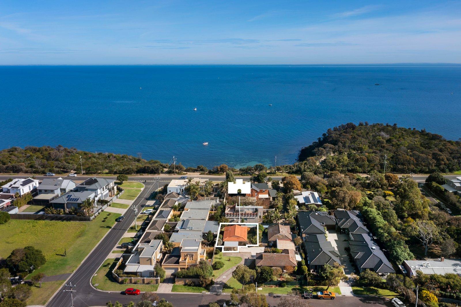 1/3 Kuranga Court, Mornington, 3931