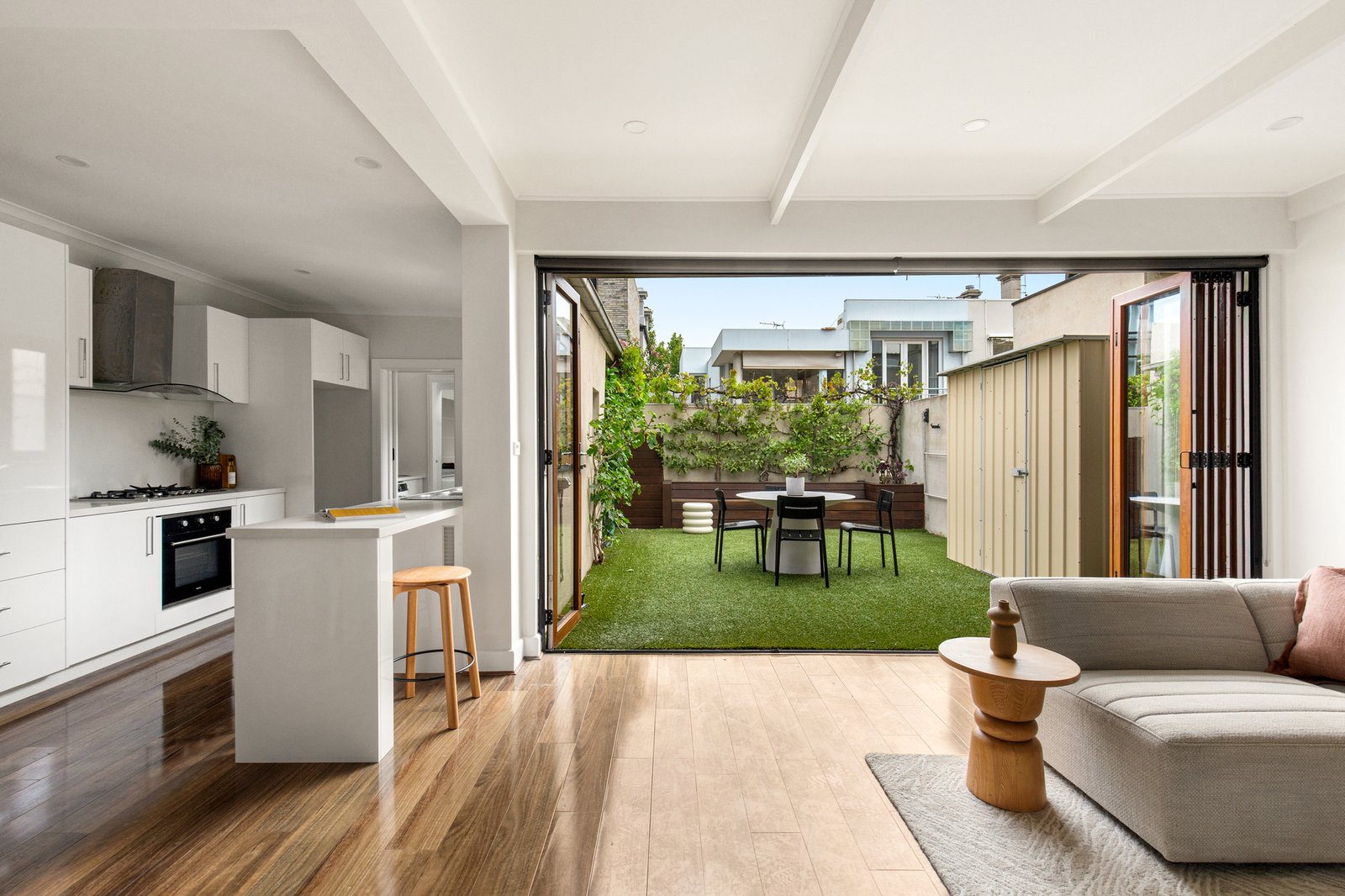 13 Madden Street, Albert Park, 3206