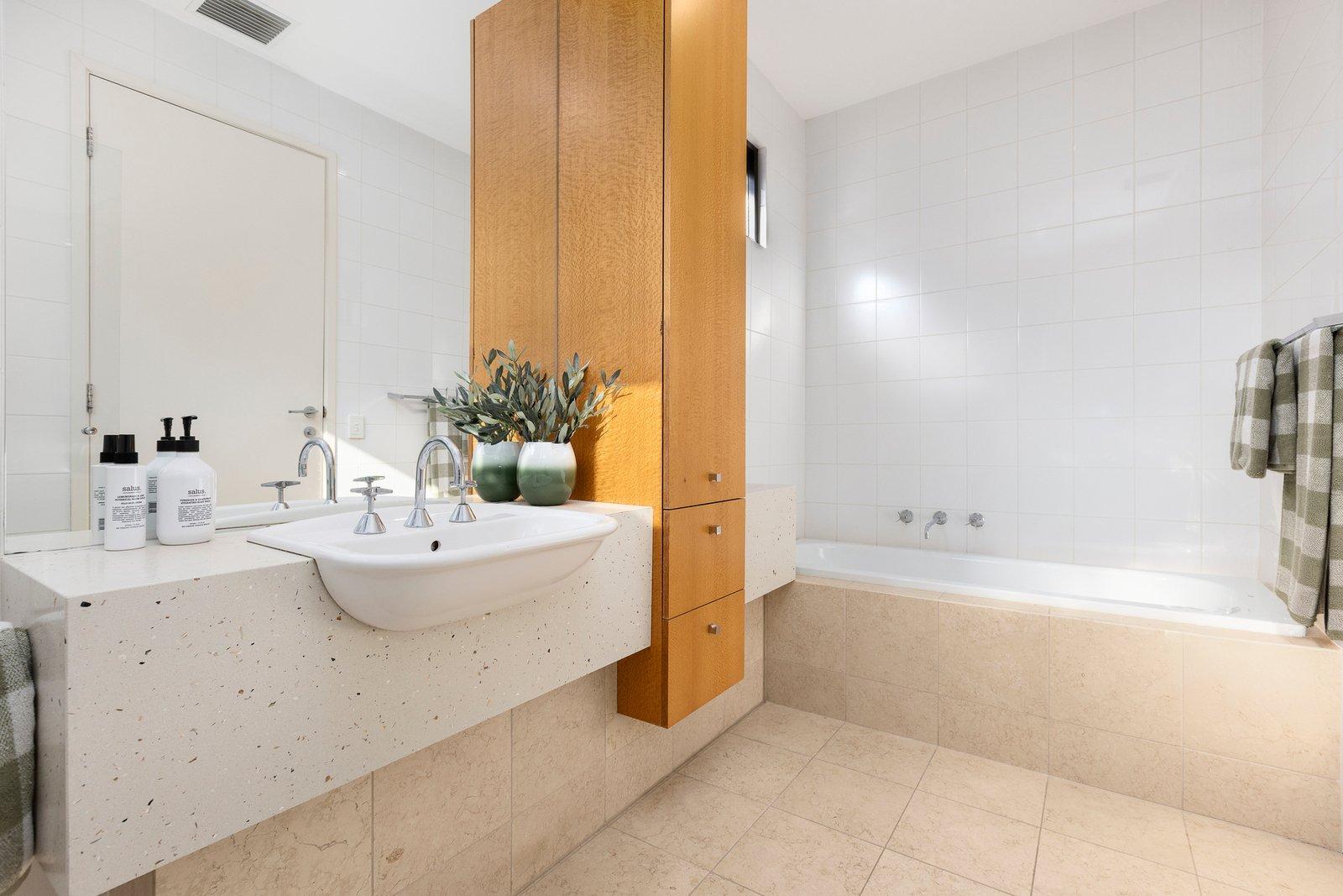 1/3 Muir Street, Hawthorn, 3122