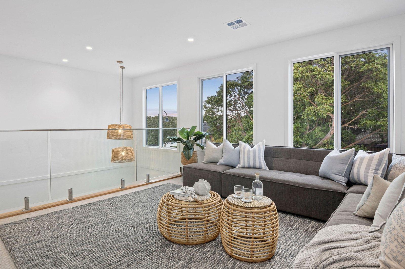 13 Pine Avenue, Mornington, 3931