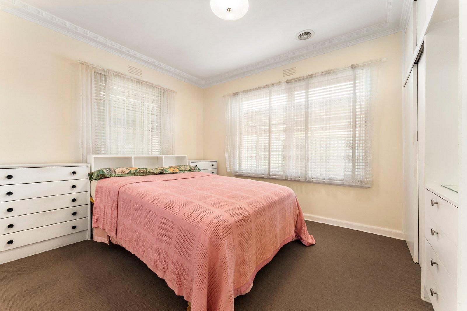 13 Rob Roy Road, Malvern East, 3145