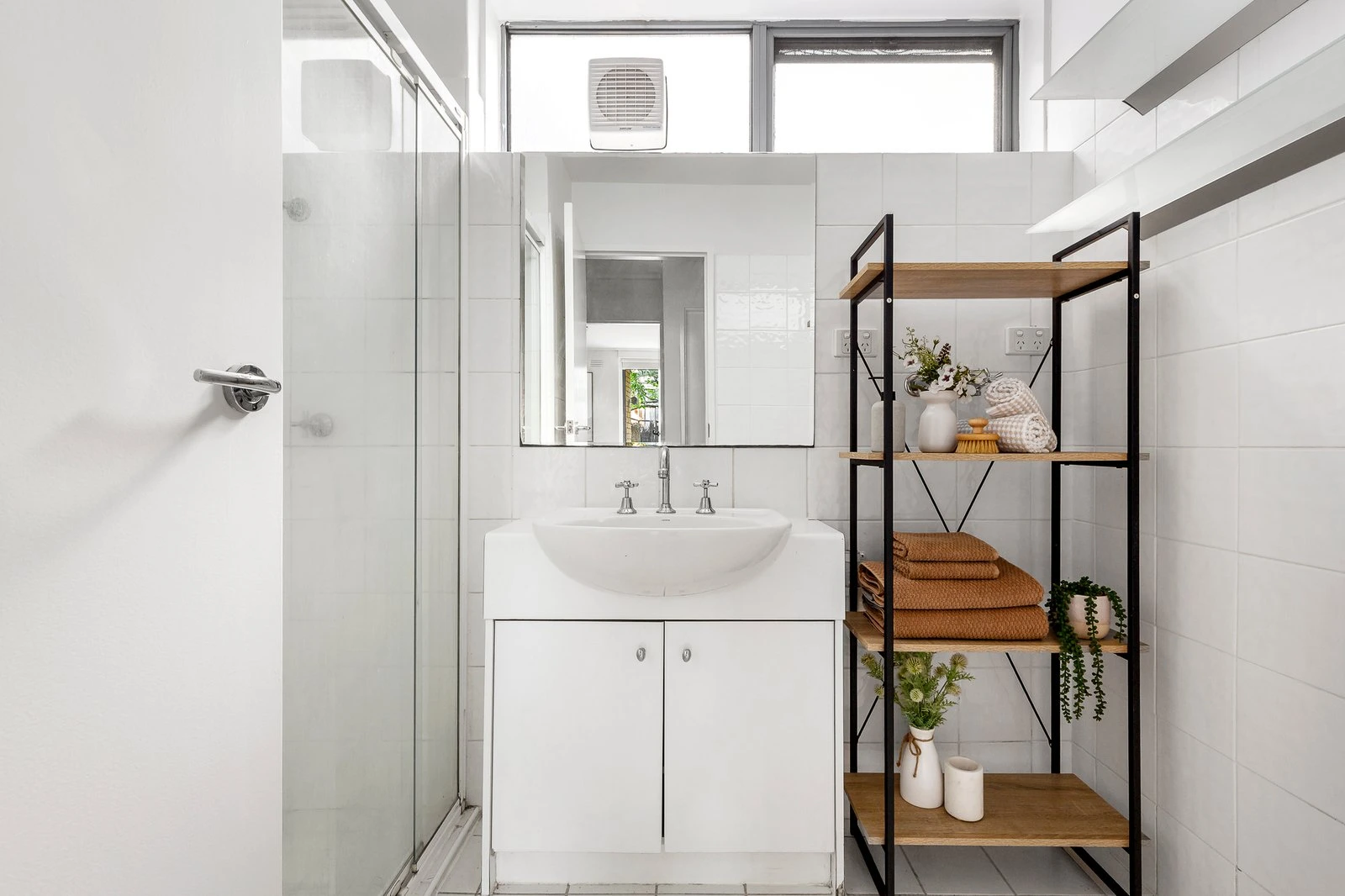 13/11-13 Auburn Grove, Hawthorn East, 3123