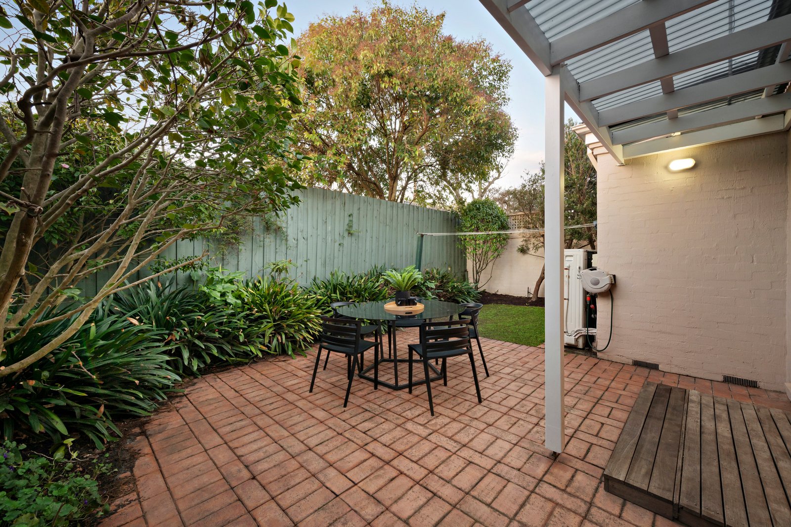 1/33-35 Iris Road, Glen Iris, 3146