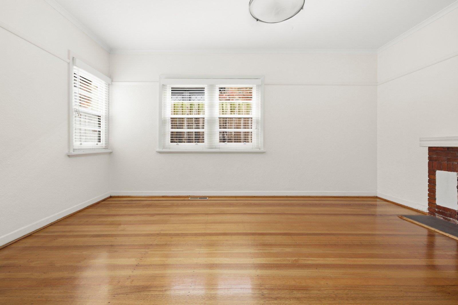 1/385 Barkly Street, Elwood, 3184