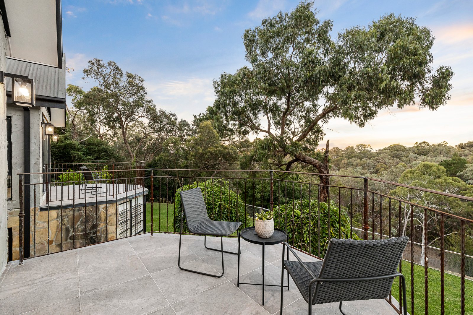14-16 Grandview Road, Warrandyte, 3113