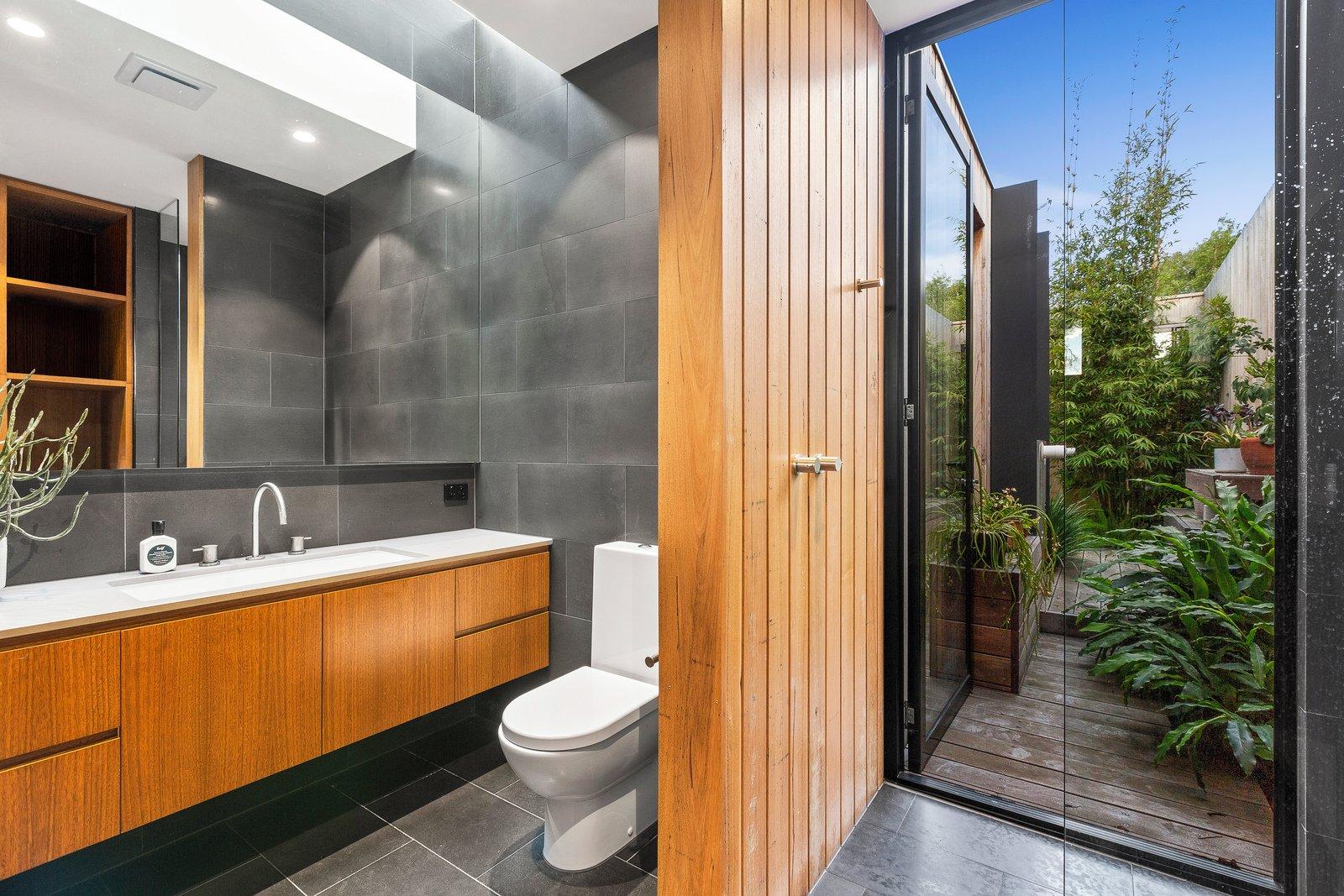 14 Cromer Road, Beaumaris, 3193