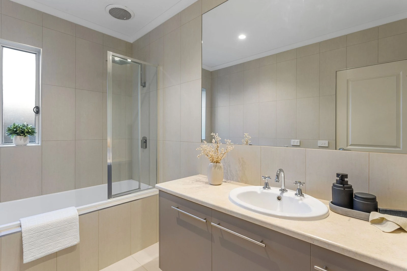 14 John William Drive, Mount Martha, 3934