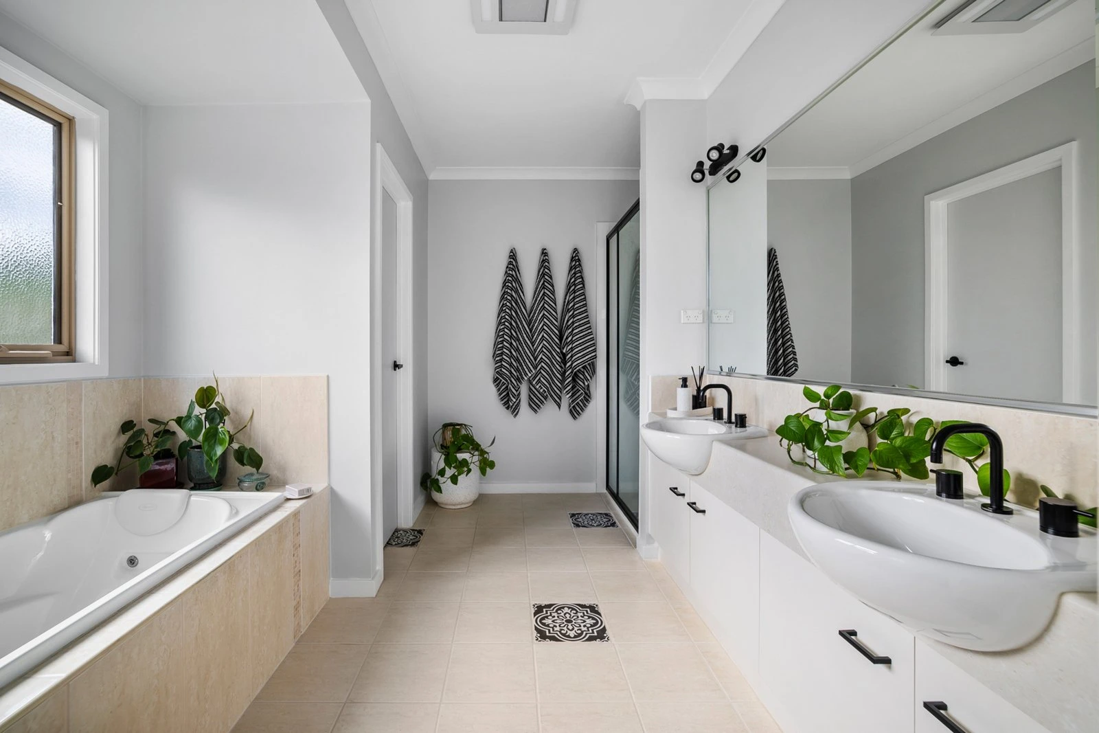 14 Lucas Place, Mornington, 3931