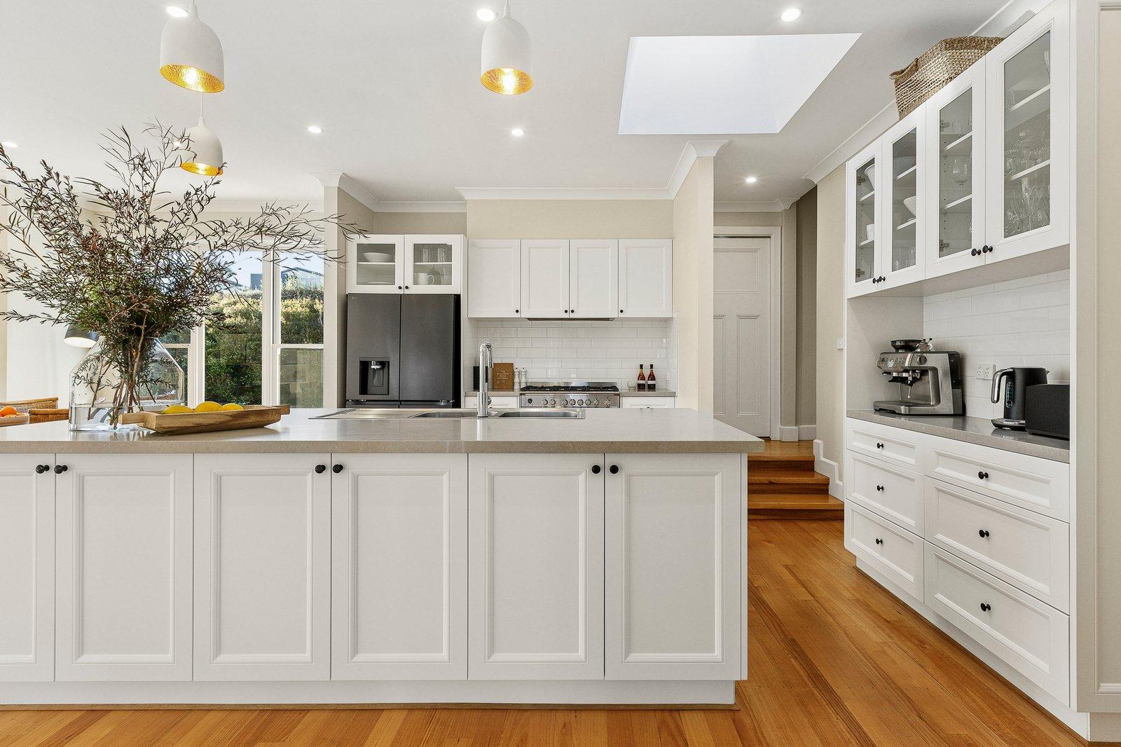 14 Mont Iris Avenue, Glen Iris, 3146
